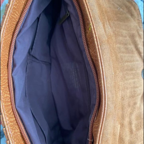 Matt & Nat (small purse) - Picture 3 of 4